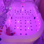公寓 Jacuzzi & Sauna Centrum *