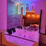 Jacuzzi & Sauna Centrum *