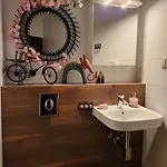 公寓 Jacuzzi & Sauna Centrum