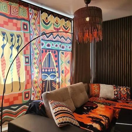 Appartement Chmielna Prestige With Luxury Jacuzzi And Sauna! Selected Also Feature A Massage Chair And Himalayan Salt With Color Therapy Salt Forest *