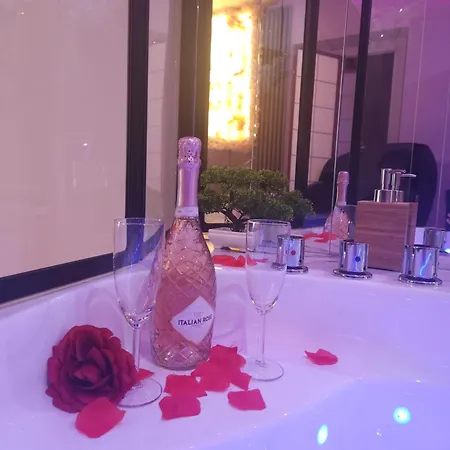 شقة Jacuzzi & Sauna Centrum