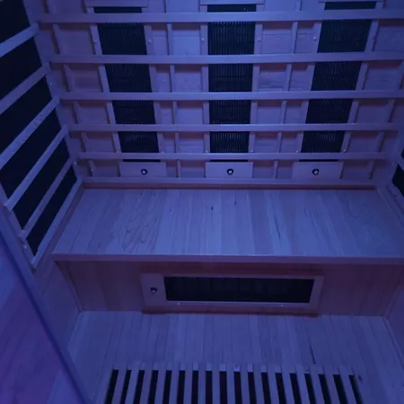 Chmielna Prestige With Luxury Jacuzzi And Sauna! Selected Also Feature A Massage Chair And Himalayan Salt With Color Therapy Salt Forest Apartment *