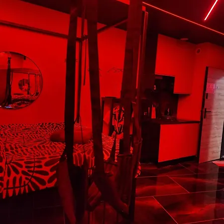 Apartment Chmielna Prestige With Luxury Jacuzzi And Sauna! Selected Also Feature A Massage Chair And Himalayan Salt With Color Therapy Salt Forest *