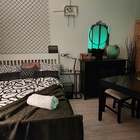 Chmielna Prestige With Luxury Jacuzzi And Sauna! Selected Also Feature A Massage Chair And Himalayan Salt With Color Therapy Salt Forest Apartment Gdansk