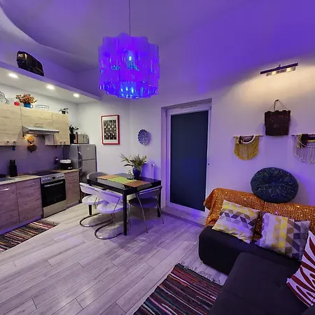 Chmielna Prestige With Luxury Jacuzzi And Sauna! Selected Also Feature A Massage Chair And Himalayan Salt With Color Therapy Salt Forest Appartement Gdańsk
