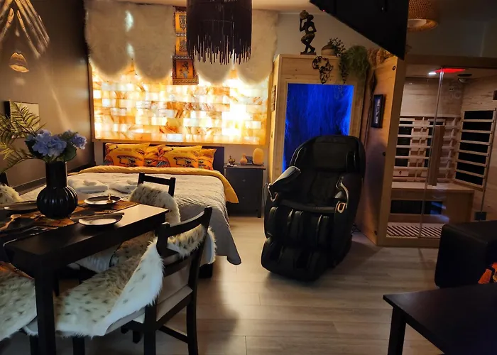 Jacuzzi & Sauna Centrum 아파트 *