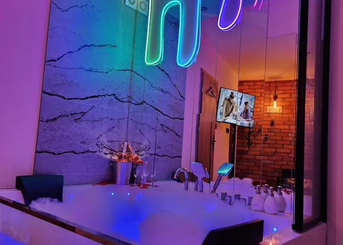 Jacuzzi & Sauna Centrum 아파트 그단스크